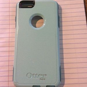 Teal OtterBox for a iPhone 7,8 plus